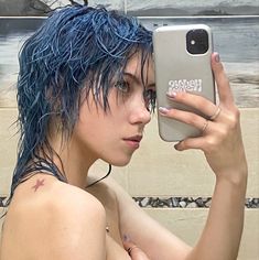 Hear Style, Short Dark Hair, First Haircut, Hair Dye Colors, Hair Inspiration Color, Juno, Dark Hair, Blue Hair