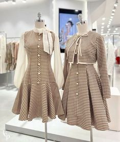 Old Fashion Dresses, Trendy Dress Outfits, Korean Fashion Dress, Best Style, Classy Work Outfits, Fashion Mistakes, Modest Fashion Outfits, Casual Style Outfits