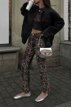 Introducing our Women's Vintage Leopard Print Slim Pants. These pants combine retro charm with a modern slim fit, featuring a bold leopard print pattern. Perfect for adding a touch of statement style to your wardrobe, they're versatile for both casual outings and adding flair to any ensemble. Fitted Leopard Print Pants For Fall, Leopard Print Trousers For Fall, Chic Leopard Print Trousers, Trendy Leopard Print Trousers, Fall Leopard Print Trousers, Casual High Waist Leopard Print Pants, Trendy High Waist Leopard Print Pants, Casual Leopard Print Straight Leg Jeans, Trendy Leopard Print Pants For Fall