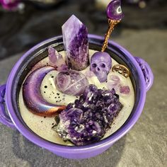 CUSTOM Deluxe Cauldron Candles : Made to Order Fundamental Magick Christmas Crystal Candle, Handmade Candles Design, Stuff To Make And Sell, Pastel Goth Home Decor, Unique Candle Containers, Creepy Candle, Miniature Cauldron, Goth Candle, Witchy Products