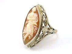 Art Deco 14K White Gold Figural Shell Cameo Ring/1920's  - 1930's Ring/Filigree Cameo Ring Fine Jewe Art Deco Cameo Ring For Collectors, Art Deco Cameo Ring Collectible, Art Deco Carved Rings For Wedding, Art Deco Cameo Collectible Rings, Vintage Cameo Rings For Wedding, Antique Carved Wedding Rings, Antique Carved Filigree Ring For Wedding, Antique Carved Filigree Wedding Ring, Antique Carved Filigree Ring