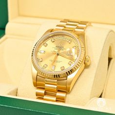 18K Gold Rolex WatchPresident DAY-DATE
 The watch

Brand: Rolex
Dial: 36mm Gold
Model: DAY-DATE 18038
Year: 1978-1988(Serial number provided on request only)
Metal: 18-Karat Gold
Glass: Sapphire Crystal
New Rolex Box and Certification Paper Included

DIAMONDS

Weight: 25PT
Clarity: VS2
Color: GF

* Take note *
Our expert watchmakers have maintained and restored this watch to Rolex quality standards.
This watch has been customized by Medusa and does not benefit from the manufacturer's warranty. Gold Rolex, New Rolex, Gold Models, Presidents Day, Vintage Rolex, Gold Glass, Rolex Datejust, Bracelet Stack, Watch Brands