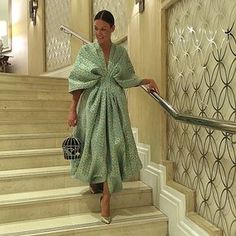 Eid Outfit Ideas, Shweshwe Dresses, Eid Outfit, Fabulous Style, African Inspired Clothing, H U, African Clothing Styles, Creative Hairstyles, Dinner Dress