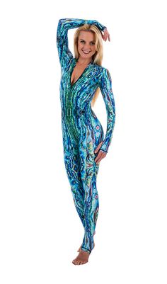 Green Abalone Dive Skins. The Leader In Sun Protective Swimwear – Slipins Swimwear Scuba Wetsuit, Water Activity, Crop Swim Top, Sun Protective Clothing, Sup Yoga, Body Suits, Swimsuits For Women, Protective Clothing, Suit Designs