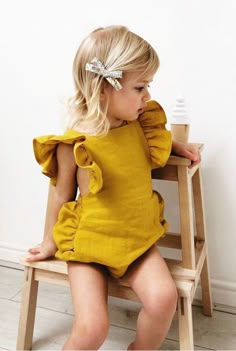 Baby Wallpaper, Linen Romper, Baby Inspiration, Baby Rompers, Children Fashion, Children's Fashion, Stylish Kids, Kids Style