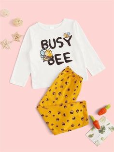 Disney Clothing For Women, Girls Loungewear, Pajama Fashion, Cute Sleepwear, Kids Pjs, Girls Sleepwear, Bee Print, Cute Pajamas, Kids Graphic Tees