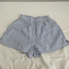 Never Worn Blue Striped Shorts, Gift Inspiration, Cute Shorts, Clothing Ideas, Fit Inspo, Striped Shorts, Blue Shorts, Fitness Inspo, Christmas List