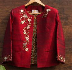 Koti Jacket Women, Fashion Design Books, Sari Blouse Designs, Blouse Designs Silk, Beautiful Dress Designs, Boutique Dress Designs, Stylish Party Dresses, Embroidery Designs Fashion