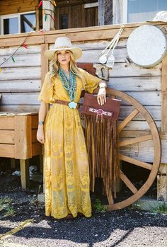 NFR-Ready Looks from Buckin' Wild Boutique - Cowgirl Magazine Vestidos Country, Western Chic Fashion, Nfr Outfits, Western Dresses For Women, Cowgirl Style Outfits, Cowgirl Look, Cowgirl Dresses, Cowgirl Magazine, Looks Country