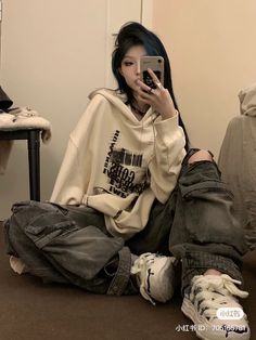 Oversized Outfits, Clothes Streetwear, Korean Outfit Street Styles, Loose Clothing, Oversized Streetwear, Hoodie Women, Emo Outfits