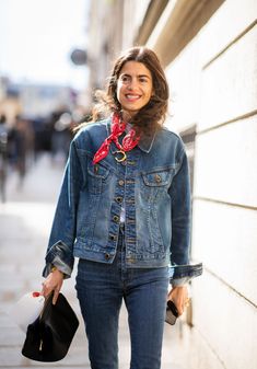 Looks Total Jeans, Leandra Medine Style, Moda Denim, Leandra Medine, Street Style Blog, Denim Outfits, Daily Fashion Inspiration, Denim Dresses, Moda Paris