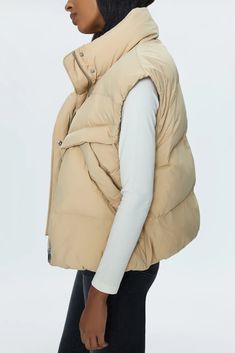 Quilted puffer vest. 100% Nylon Length : 24” Capsule Dressing, Racing Jackets, Linen Bottoms, Quilted Puffer Vest, Best Swimwear, White Accessories, Fall Capsule Wardrobe, Quilted Vest, Cardigan Vest