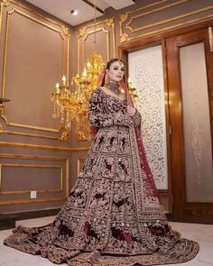 Muslim Wedding Dress Hijab Bride, Bridal Dpz, Wedding Dress Hijab, Cotton Suit Designs, Pakistani Bridal Dress, Wedding Dress Sketches, Muslim Wedding Dress, Asian Bridal Dresses