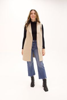 Get ready for fall and winter in our Brulé Tan Sleeveless Vest. Perfect for an autumn work outfit, or a night out. Long Wool Vest Outfit, Long Vest Outfit Fall, Sleeveless Coat Outfit, White Vest Outfits For Women, Long Vest Outfits For Women, Wool Vest Outfit, Blazer Vest Outfit, Brown Vest Outfit