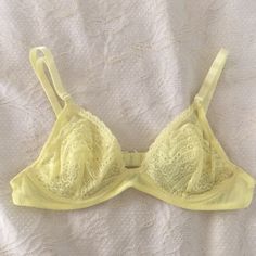 Nwt Intimately Free People Light Yellow Lace Bra - New With Tag, Never Worn. 34 A. I Love The Color Of This And Wish It Fit Me. Free People Bra, Lace Bandeau Bra, Chic Bra, Free People Bralette, Pink Lace Bralette, Lace Halter Bralette, Lace Bandeau, Free People Intimates, Yellow Lace