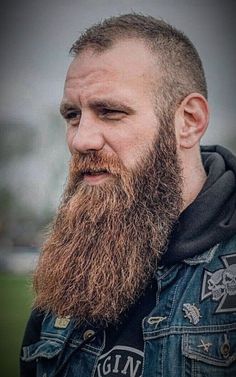 Viking Beard Styles, Short Hair With Beard, Best Beard Oil, Beard Men, Beard Shampoo