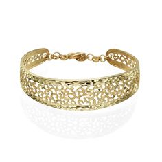 Artisan design 14k solid yellow gold Filigree Lace design bracelet. Gorgeous and unique design, exclusive to my store. For matching ring: https://etsy.me/2sE1xAF Description: ✤ This bracelet is made to order ✤ This bracelet is handmade from start to finish in Our workshop, DaninoDesigner. ✤ Made Of 14K Yellow Gold. ✤ Bracelet width: 0.79'' / 2 cm ✤ Approx gold weight 16.30 grams. ✤ PACKAGING: Every order is shipped with our luxury jewelry packaging. Perfect for gift giving🎁 ❂ PROCESSING TIME & Gold Filigree Bracelet, Lace Cuff Bracelet, Wide Gold Ring, Hammered Gold Ring, Wire Wrap Bracelet, Jewelry Photography Styling, Filigree Bracelet, Wide Cuff Bracelets, Design Bracelet