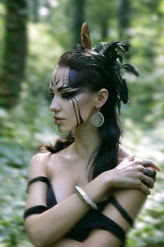 Viking Chin Tattoos, Dark Fantasy Makeup, Extreme Make-up, Shield Maiden, Fantasy Makeup, Dark Beauty