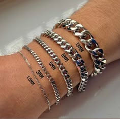 Outfit Guys, Streetwear Jewelry, Cuban Bracelet, Mens Silver Jewelry, Mens Bracelet Silver, Gold Armband, Stylish Bracelet, Gold Bracelet For Women, Bracelet Chain