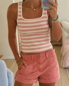 Hot Day Outfit, Beachy Outfits, Preppy Outfit, High Waisted Shorts Denim, Preppy Outfits, Concert Outfit, Summer Hairstyles, Summer Outfit