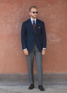 Der Gentleman, Mens Fashion Smart, Mens Fashion Classy, Stylish Mens Outfits, Men’s Suits, Suit Style, Mens Fashion Suits