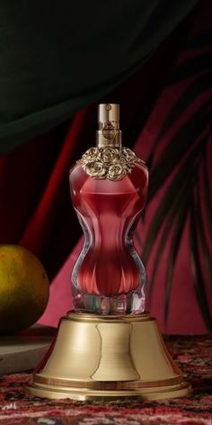 Perfume Photography, Fragrance Cologne, Niche Perfume, French Fashion Designers, Perfume Collection, Paul Gaultier, Pretty Makeup, French Fashion