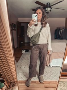 Crunchy Work Outfits, Hoka Teacher Outfit, Granola Teacher Aesthetic, Comfy Cottagecore Outfits, Business Casual Granola, Boston Clogs Outfit Granola, Crunchy Winter Outfits, Ll Bean Outfit Women, Construction Women Outfit