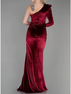 A-Line Evening Gown Christmas Elegant Dress Formal Sweep / Brush Train Long Sleeve One Shoulder Velvet with Glitter Pleats Ruched Gown Christmas, Red Green Dress, Train Christmas, Burgundy Gown, Christmas Elegant, Gown Elegant, Dresses Formal Elegant, Evening Gowns Elegant, Black Friday Promotions