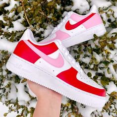 Air Force Ones Custom, Nike Air Force 1 Custom, Custom Painted Shoes, Air Force 1 Custom, Custom Air Force 1, Nike Brand, Pink Shoes, Painted Shoes, Custom Sneakers