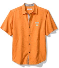 Design Short sleeve, button-down tech shirt Tagless, two-piece stand collar Lightweight fabric Standard fit Style and Team Spirit Embroidered team graphic at left chest Technology TENCEL™ Lyocell fabric IslandZone® moisture wicking, quick drying material Additional Details Machine washable, cold wash Officially licensed Tennessee Orange, Lyocell Fabric, Tech Shirt, Tennessee Volunteers, Camp Shirt, Camping Shirt, Tommy Bahama, Stand Collar, Tennessee