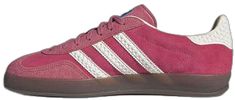 Pink Casual Sneakers With Round Toe, Casual Pink Sneakers, Pink Sports Sneakers With Laces, Pink Sneakers With Laces For Sports, Casual Pink Sneakers For Streetwear, Pink Low-top Casual Sneakers, Casual Pink Three Stripes Sneakers, Casual Pink Sneakers With Three Stripes, Pink Adidas Sneakers With Logo