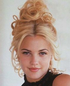 90s Hairstyles, Drew Barrymore, Hair Reference, Dream Hair, Cute Hair, Hair Day, Prom Hair, Pretty Hairstyles