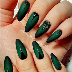 Halloweenský Makeup, Emerald Nails, Gothic Nails, Goth Nails, Green Nail, Fancy Nails, Best Acrylic Nails