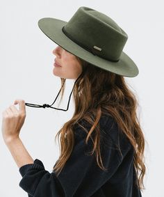 Wren's telescope crown lends a hint of Western style to a classic flat-brim shape. A hat versatile enough to pair with worn jeans to a linen dress. Wren features an adjustable leather chinstrap that gives it a little extra somethin' + can easily tuck into the crown for an additional look. Chic Adjustable Fedora With Flat Crown, Adjustable Fit Hats For Everyday Spring Wear, Spring Hats With Adjustable Fit For Everyday, Chic Adjustable Hat With Flat Crown, Fall Flat Brim Hat Bands For Everyday, Everyday Flat Brim Hat Bands For Fall, Adjustable Flat Crown Fedora For Fall, Adjustable Fedora For Everyday Use In Fall, Adjustable Fedora For Everyday Wear In Fall