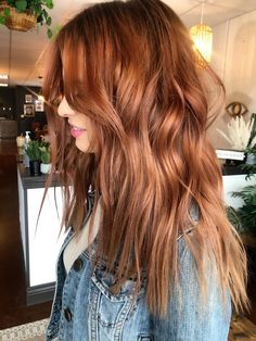 Red Hair With Blonde Highlights And Lowlights, Ginger Long Layered Hair, Spring Ginger Hair, Rooted Ginger Hair, Long Copper Hair With Layers, Light Copper Hair Dark Roots, Copper With Brown Roots, Ginger Hair On Brunette