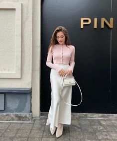 Silk Maxi Skirt, Makeup Mistakes, High Waisted Maxi Skirt, Silk Maxi, Perfect Makeup, Pink Outfit, Amazon Fashion, Street Fashion