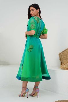 Verdant green ombre-dyed silk organza dress with 3D coral applique embroidery and balloon sleeves. - Aza Fashions Organza Applique, Silk Organza Dress, Verdant Green, Organza Dress, Dyed Silk, Green Ombre, Applique Embroidery, Silk Organza, Silk Dyeing