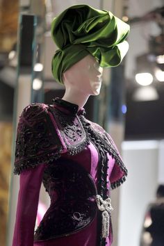 Schiaparelli Makes Runway Return Courtesy Of Christian Lacroix Elsa Schiaparelli, Couture Details, Hot Topics, Purple And Green, Italian Fashion Designers, Christian Lacroix, Fashion Gallery, Historical Fashion, Couture Collection