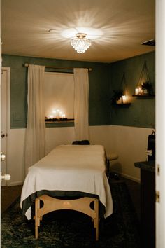 Turn your small massage room into a relaxing oasis with these 24 clever decor ideas! Learn how to create a soothing, spa-like atmosphere that makes the most of your limited space. Click to explore all the inspiring ways to transform your massage room! #GoTinySpace #SmallMassageRoom Ideas For Massage Rooms, Massage Table Aesthetic, Massage Office Decor, Spa Restroom, Small Massage Room Ideas, Modern Massage Room, Small Massage Room, Massage Room Ideas Decor, Aesthetician Room