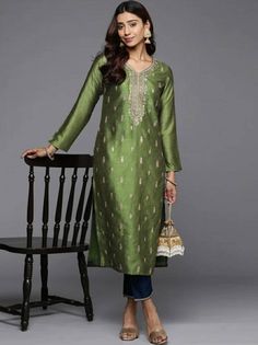 *Women Green & Golden Ethnic Motifs Embroidered Kurta Silk Kurti For Women / Pakistani Salwar Kameez / Indian Wedding Dress / Plus Size Cotton Dress Traditional Indian Wear / Salwar Kameez Dupatta / Kurti Palazzo Set * Colour: green and golden  * Ethnic motifs embroidered * V-neck * Long, regular sleeves * Straight shape with regular style * Sequinned detail * Calf length with straight hem * Silk Blend *Fabric:- Silk Blend *Wash Care:- Hand Wash *Package Contains:- Only One Kurta AVAILABLE IN 7 SIZES THEY ARE IN FOLLOWING MEASUREMENTS IN INCHES:- XXS:- Bust-32/To Fit Waist-26/Length-47/Hip-34 XS:- Bust-34/To Fit Waist-28/Length-47/Hip-36 S:- Bust-36/To Fit Waist-30/Length-47/Hip-38 M:- Bust-38/To Fit Waist-32/Length-47/Hip-40 L:- Bust-40/To Fit Waist-34/Length-47/Hip-42 XL:- Bust-42/To Fit Festive V-neck Kurta With Intricate Embroidery, Green Embroidered V-neck Kurta, Traditional V-neck Kurta With Self Design, Elegant Tunic-style Salwar Kameez, Embroidered Chanderi V-neck Dress, Festive Embroidered V-neck Kurta, Bohemian Kurta With Floral Embroidery For Party, Bohemian Long Sleeve Self Design Dress, Bohemian Long Sleeve Dress With Self Design