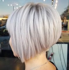 Edgy Bob Hairstyles, Inverted Bob Haircut, Modern Bob Haircut, Hairstyle Cute, Easy Trendy Hairstyles, Kort Bob, Inverted Bob Haircuts, Angled Bob Haircuts