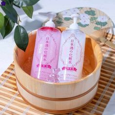 Buy Japanese beauty products in Nederland en België? J-Beauty products are known for their high quality ingredients. Famous Japanese skincare brands, Hada Labo, DHC, Lululun, Kose and Ishizawa Lab. Achieve the covetable mochi skin. Free Shipping Europe. Fast delivery. Secure Payment. Japan imported. 100% authentic. Dry Rice