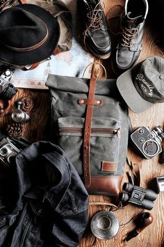 Adventure Core, Mountain Men, Rugged Men, Mens Fashion Rugged, Rugged Style, Flat Lay Photography, Gentleman Style, The Darkness, Made Goods