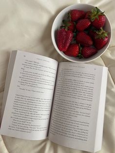 books, book, booktok, summer, summertime, summer read, strawberry, aesthetic, summer aesthetic, book lover, fruit, strawberries Summer Study, Summer Books, Summer Bucket Lists, The Mission, Summer Photos, I Love Books