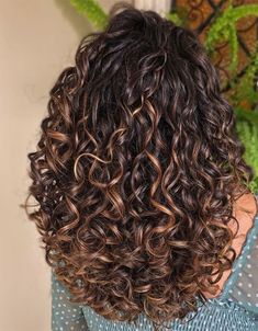 Curly Balayage Hair, Perfect Curly Hair, Dark Curly Hair, Soya Mumu