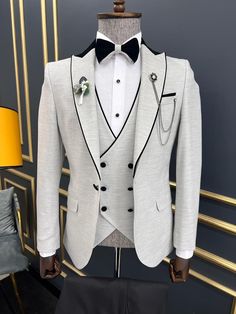 Suite For Men Wedding Classy Luxury, Men’s Wedding Tuxedo, Peak Lapel Tuxedo, Designer Tuxedo, Best Wedding Suits, Tuxedo Colors, Grey Tuxedo, Grey Suits, Suit Clothes