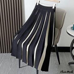 Olivia Mark - Color-Blocked Knit Midi Skirt with Stylish Pleats and Flared Hem Asymmetrical Skirts, Pleated Skirt Fall, Skirts Fall, Womens Long Skirt, Knit Midi Skirt, Pleated Skirts, Half Skirt, Simple Green, Winter Skirt