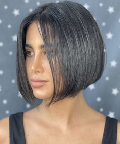 Amazing Hairstyles, Stylish Short Hair, Long To Short Hair, Hairstyles For Girls, Chin Length Hair, Bob Haircut For Fine Hair, Short Hair Trends, Hair Magazine, Short Choppy Hair