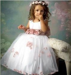 http://www.dhgate.com/product/2014-custom-flower-girl-dresses-white-crew/211397578.html Vintage Flower Girls, Flower Girl Dresses Vintage, Sleeveless Flower Girl Dresses, Tulle Neckline, Robes D'occasion, Girls Dresses Online, Tulle Flower Girl