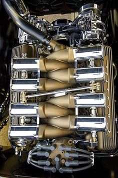 the engine of a motorcycle is shown in this image